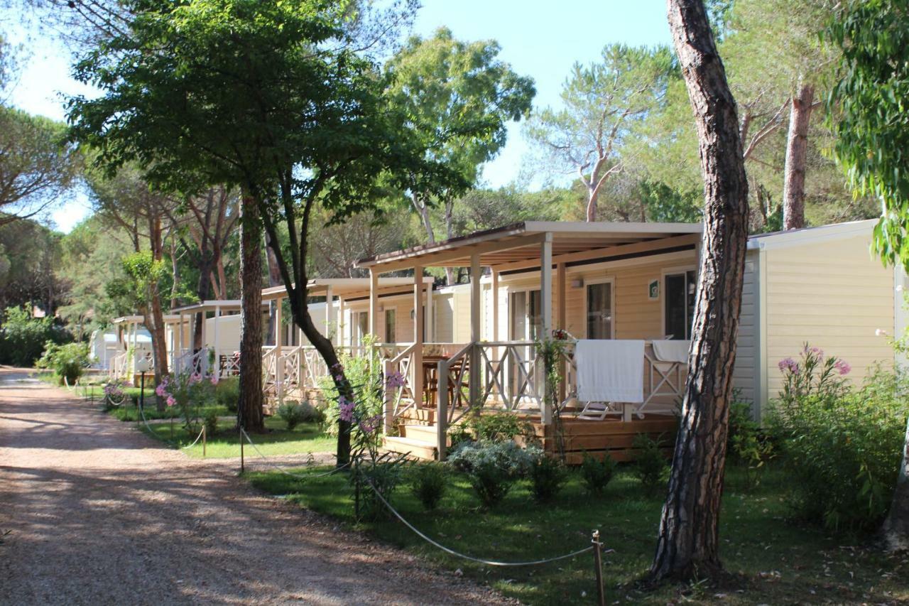 Camping I Melograni Marina Di Bibbona Exterior photo