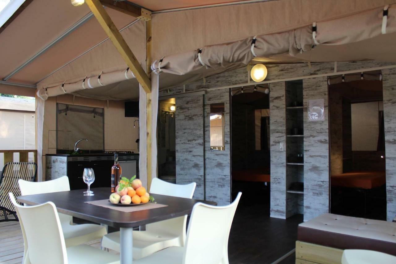 Camping I Melograni Marina Di Bibbona Exterior photo
